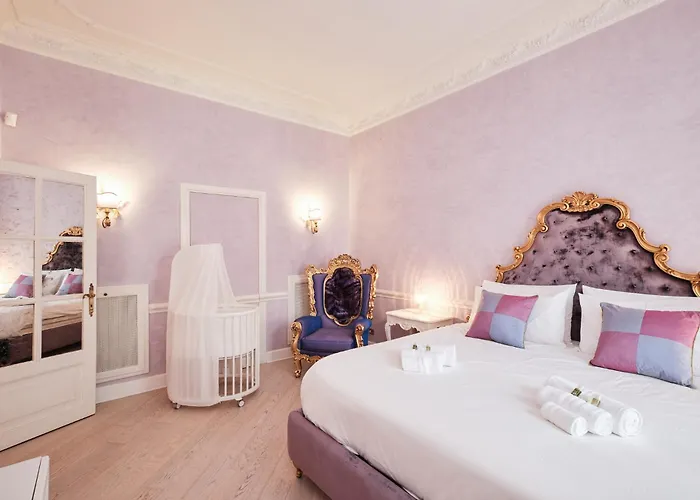 Luxury In Piazza Di Spagna