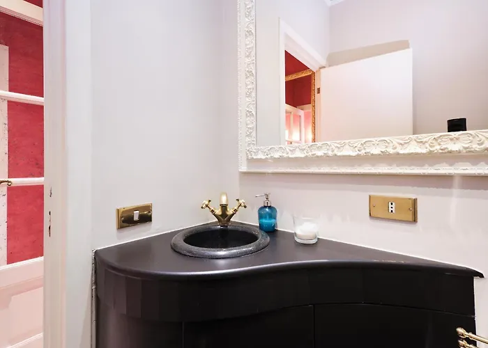 Apartment Luxury In Piazza Di Spagna