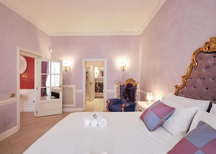 Apartment Luxury In Piazza Di Spagna Rome