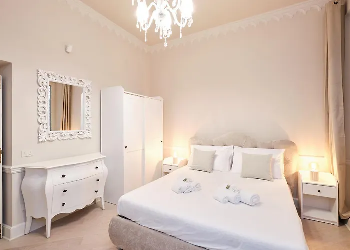 Apartment Luxury In Piazza Di Spagna Rome